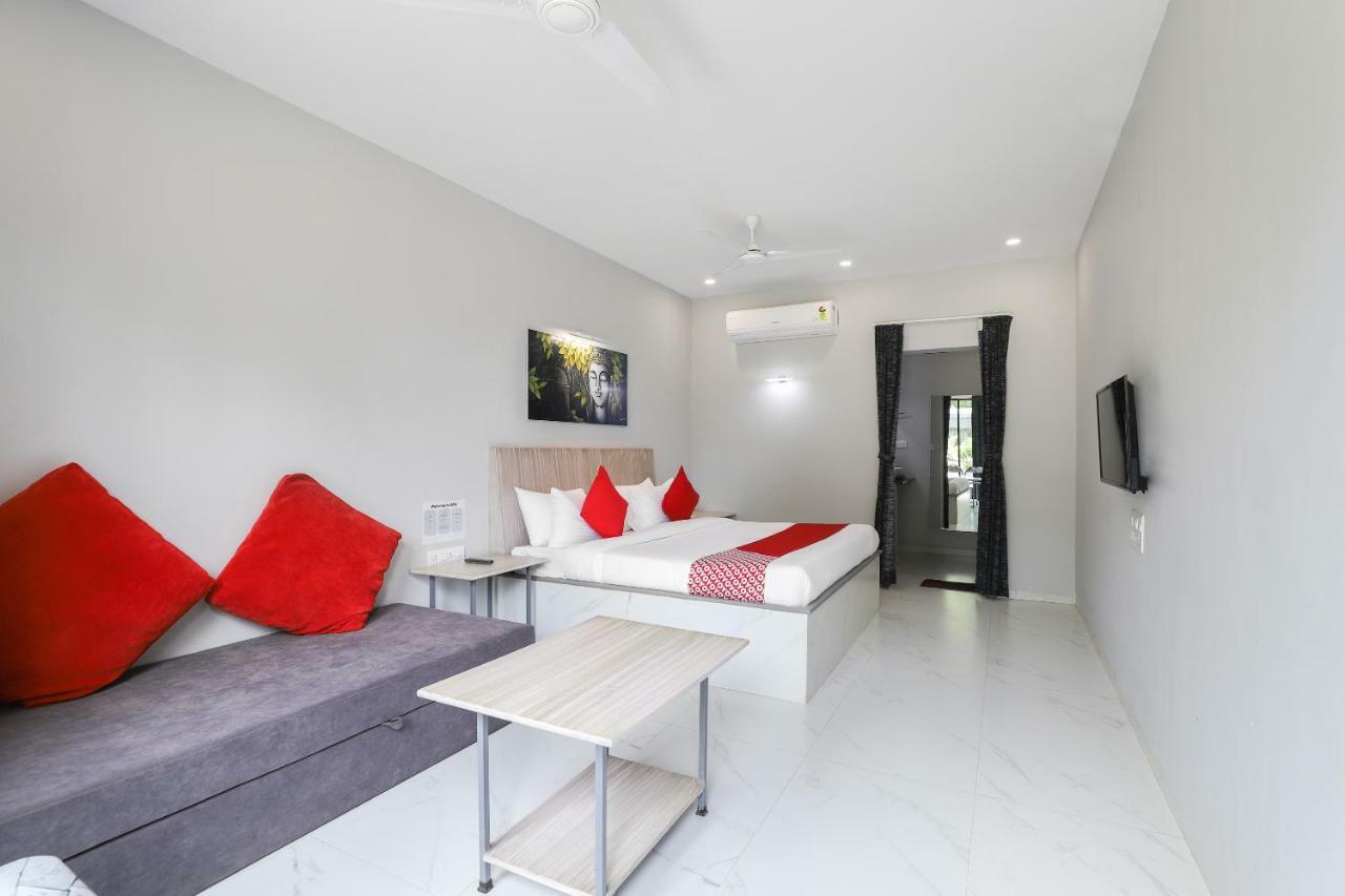 Oyo 48991 Serene Cottages And Resorts Vadodara Exteriör bild